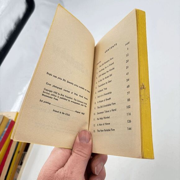 Line Smasher by Dick Friendlich 1963 Vintage Football Paperback MCM Scholastic - Picture 5 of 5